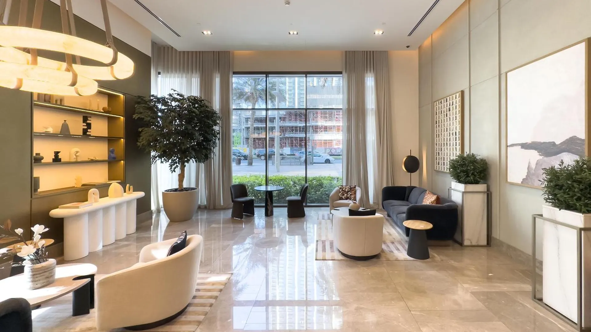 Brand New - Modern 1Br In Downtown I Near Burj Khalifa & Dubai Mall Apartment