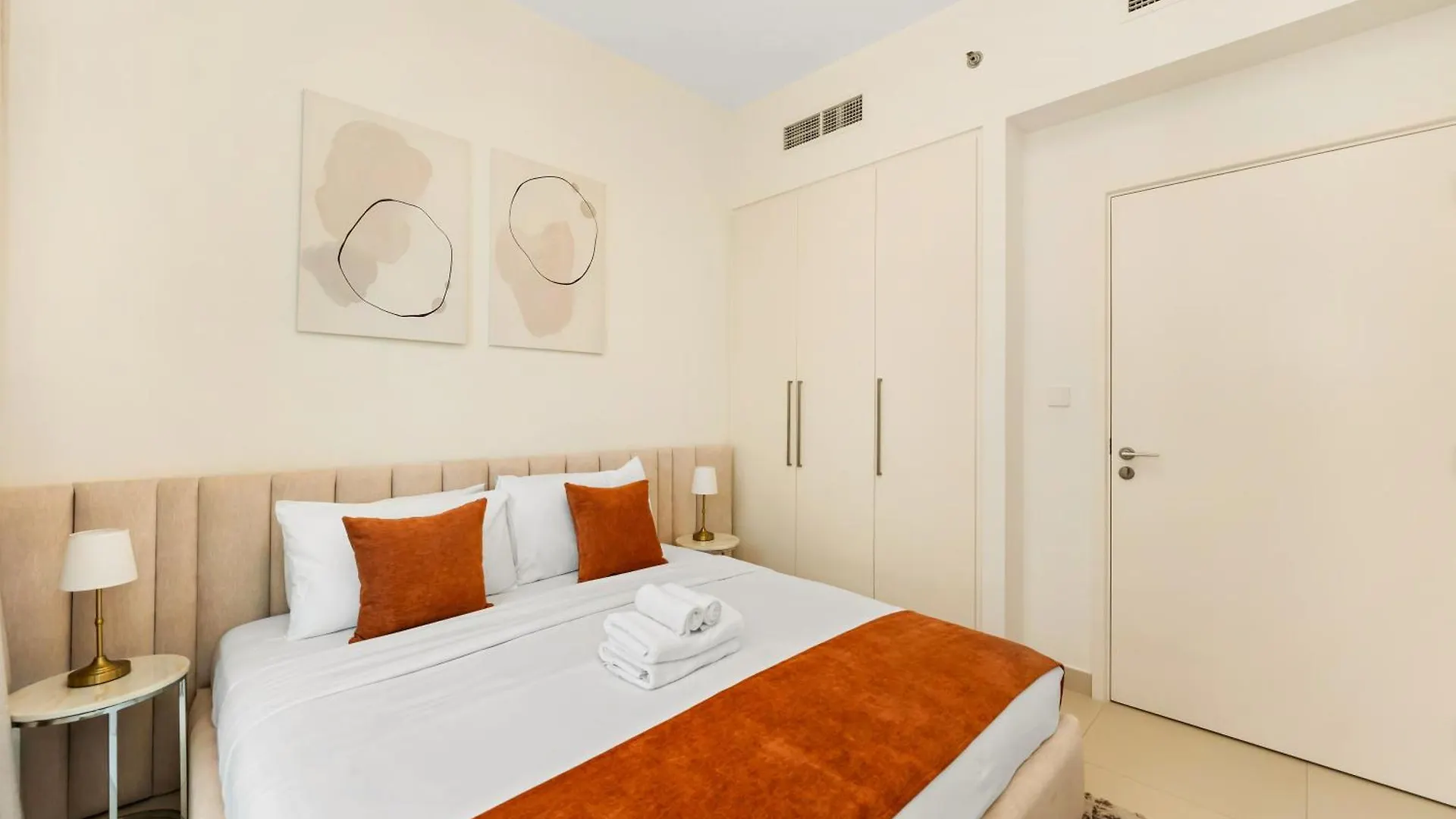 Brand New - Modern 1Br In Downtown I Near Burj Khalifa & Dubai Mall United Arab Emirates